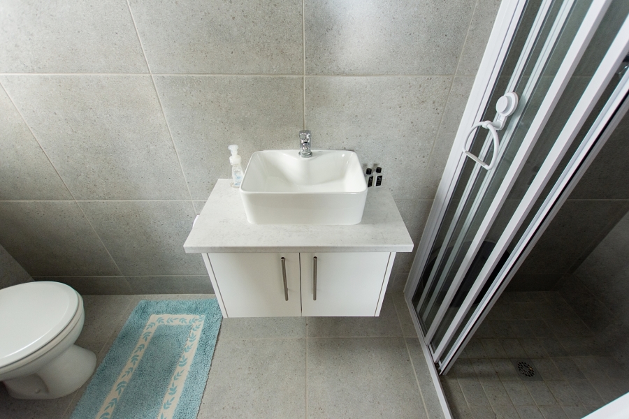 2 Bedroom Property for Sale in Harbour Lights Western Cape